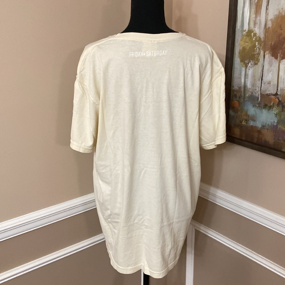 Friday+Saturday Wedding Weekend Tee Shirt Large NWOT - Picture 6 of 8